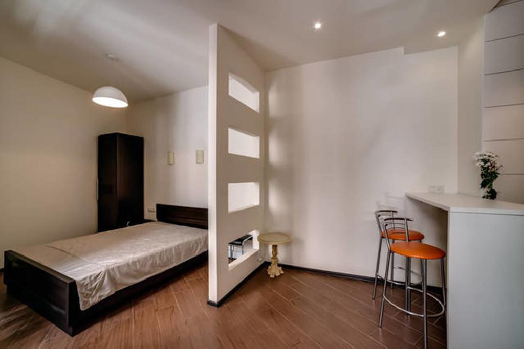 Apartments On Roppoporta 7B Leopoli Esterno foto
